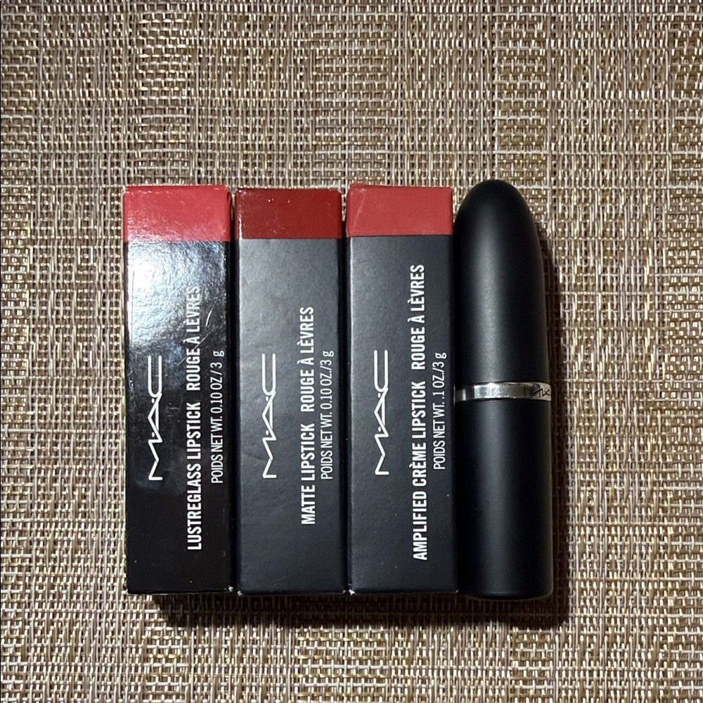 MAC Cosmetics Lipstick for Mehrose